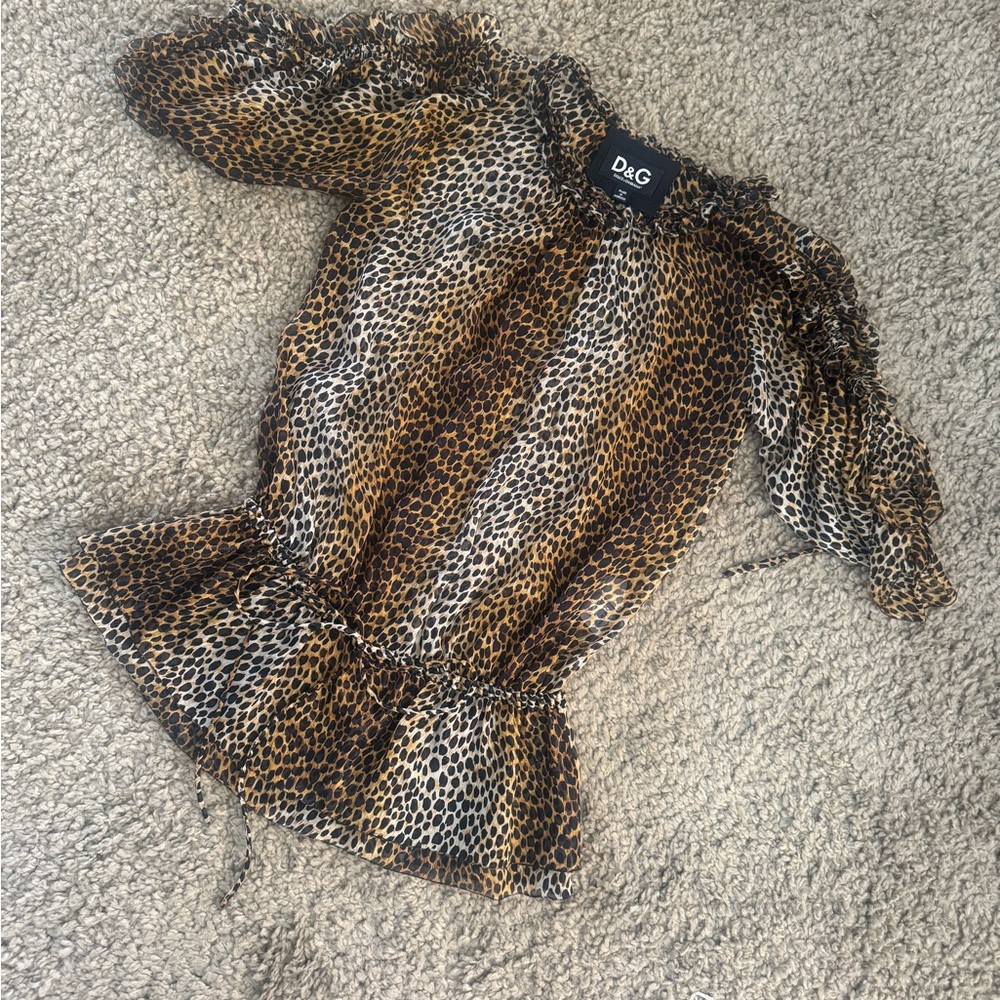 Dolce and Gabbana Leopard Blouse - Picture 4 of 4